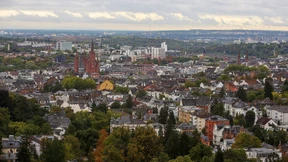 Studentenbuden und Eigentumswohnungen