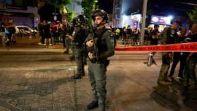 „Terroristen“ erschießen sechs Menschen