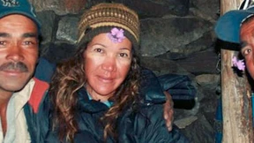 Zwei Frauen wollen allein auf den Everest