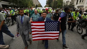 Ultrarechte bringen nur wenige Dutzend auf die Straße