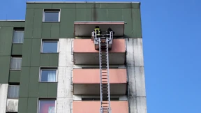 LKA sucht Ursache von Hochhausbrand