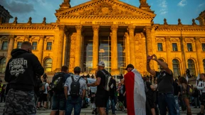 Schäuble informiert Bundestag über erhöhten Schutz