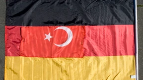 Zwischen Wirklichkeit und Mythos