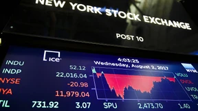 Schwacher Dollar treibt Aktienkurse an Wall Street