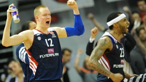 Bayern München siegt auch ohne Hoeneß