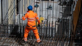 Die Zahl der Arbeitslosen sinkt auf 2,544 Millionen