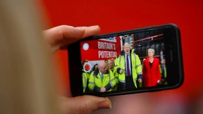 Die britische Wahl wird auch im Internet entschieden