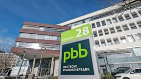 Warum die Aktie der Deutschen Pfandbriefbank auf ein Rekordtief fällt