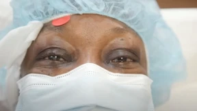 Tausend blinden Menschen Operation geschenkt