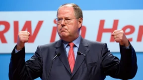 Steinbrück kritisiert seine Kritiker