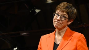 AKK: Haben auch „eine Brandmauer nach links“