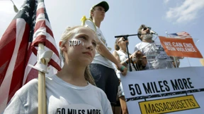 Waffengegner spenden mehr Geld im Wahlkampf als NRA