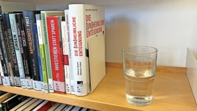 Bei nichts als stillem Wasser