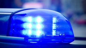 Überfall in Supermarkt: Angestellte mit Pistole und Hammer bedroht