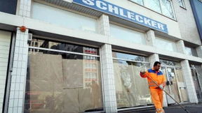 Gutachter sieht Schleckers Zukunft skeptisch