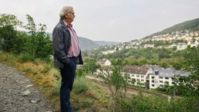 Die versunkene Dampflok vom Rhein