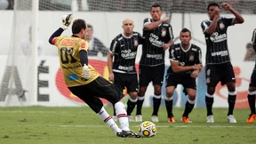 Stürmende Torhüter