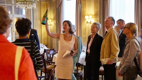 Zu Gast in gräflichen Gärten und Salons