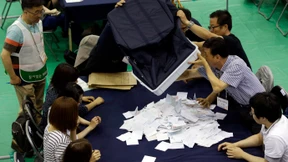 Südkoreas Regierungspartei kann sich retten