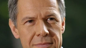 Ich rannte ins Nachrichtenstudio