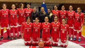 Iranische Basketballerinnen nehmen Hijab ab