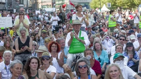 „Querdenken“-Demo mit 1000 Menschen in Hamburg