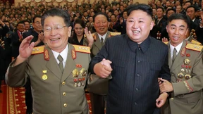 Merkel will vermitteln – Kim feiert