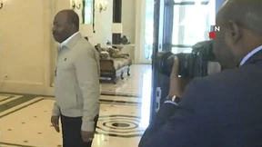 Abgesetzter Präsident darf das Land verlassen