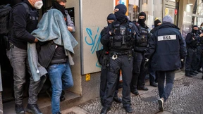 Durchsuchungen im Clan-Milieu