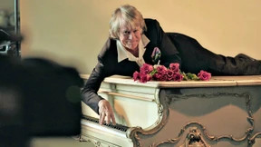 Musik ist ein Fischbrötchen aus halb richtig erinnerten Lügen