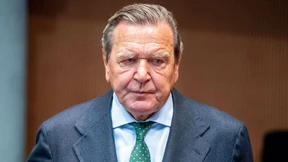 Schröder für „schmerzliche Gegenreaktionen“