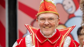 Ein Fastnachtsprinz, Schausteller und Trauerredner