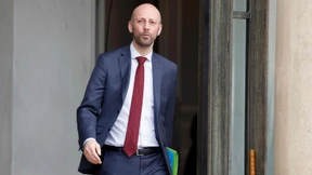 Die französische Regierung will faule Beamte entlassen