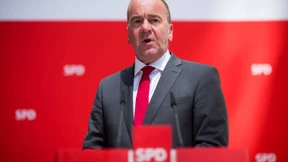 Pistorius kritisiert Umgang mit Schulz und Gabriel