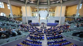 Auf abschüssiger Bahn