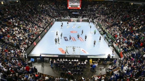 Der kleine Bruder des Fußballs im Mittelpunkt