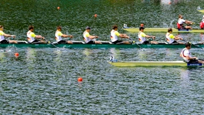 Achter siegt und siegt und siegt