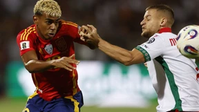 Spielfreudige Spanier schaffen Auftaktsieg locker