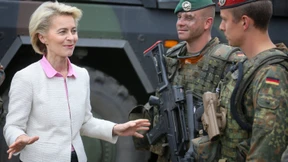 Von der Leyen will Tausende  Soldaten einstellen
