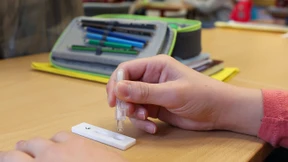 Mit Selbsttests zurück ins Klassenzimmer