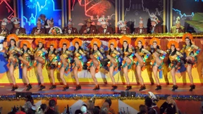 Auch ohne Federn auf die Pyramide