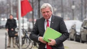 Bouffier sieht Koalition in Gefahr