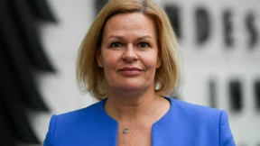 Faeser droht Telegram mit möglicher Abschaltung