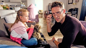 Väter, die ihre eigenen Kinder sind