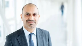 Joybrato Mukherjee bleibt Gießener Uni-Präsident