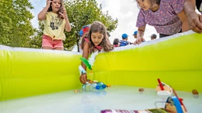 Bootsrennen, Kokeln und dabei noch etwas lernen