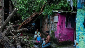 Aufräumarbeiten beginnen in Indien und Bangladesch