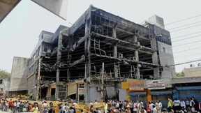 27 Tote bei Feuer in Neu Delhi