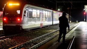 Einsatzkräfte lenkten Täter mit Sprengstoff ab