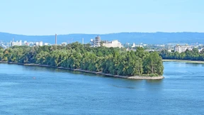 Eine Insel für Wasserwerk und Kläranlage